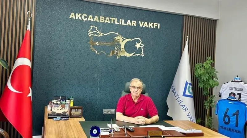 Bir Vakıf, Bir İnsan: Yaşar Erbaşaran’ın öncülüğünde Akçaabatlılar Vakfı 500 öğrenciye umut oldu