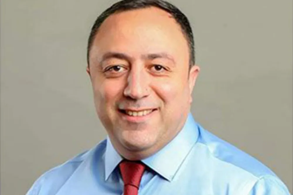 Mənim isə toxunmaq istədiyim mövzu başqadır.