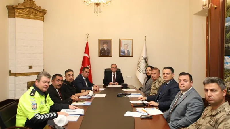 Kars Valisi Ziya Polat, karayollarındaki hız sınırlamaları toplantısına katıldı