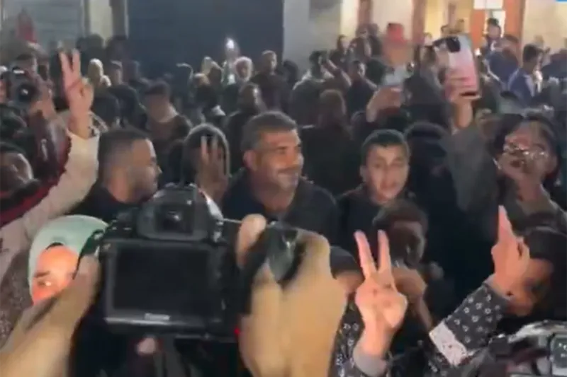 Gazze halkı sokaklarda: 