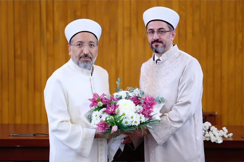 Yeni İstanbul İl Müftüsü Tuncel göreve başladı