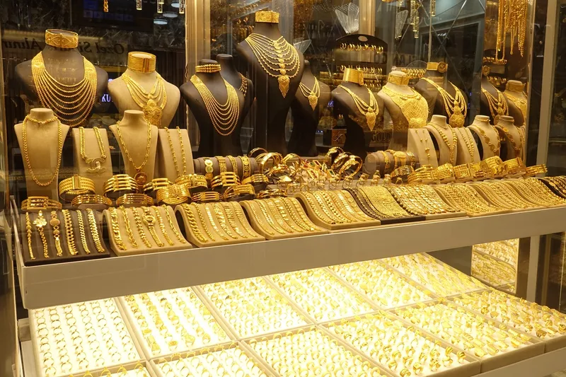 Kuyumcular: Altın fiyatlarındaki kontrolsüz artış piyasayı kilitliyor