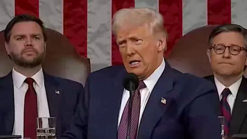 Trump, BBC yöneticilerinin istifasını konuşmasını değiştirmelerine bağladı: 