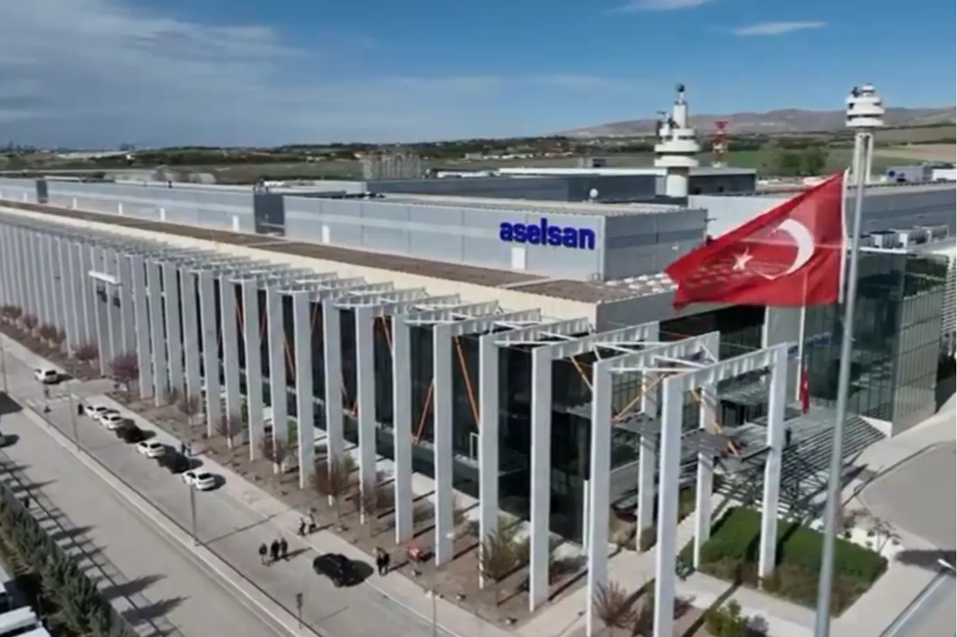 ASELSAN’dan 1,1 milyar Avroluk yeni hava savunma anlaşması