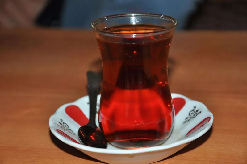 Bakanlık uyardı: Ünlü çay markasında gıda boyası tespit edildi