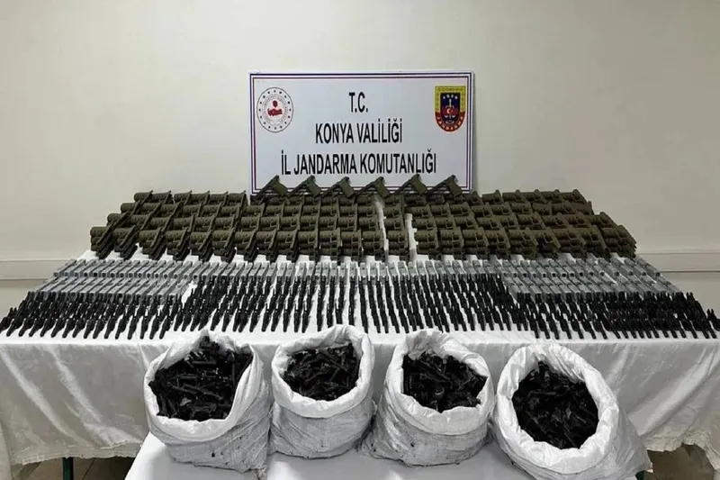 Konya’da kaçak silah operasyonu