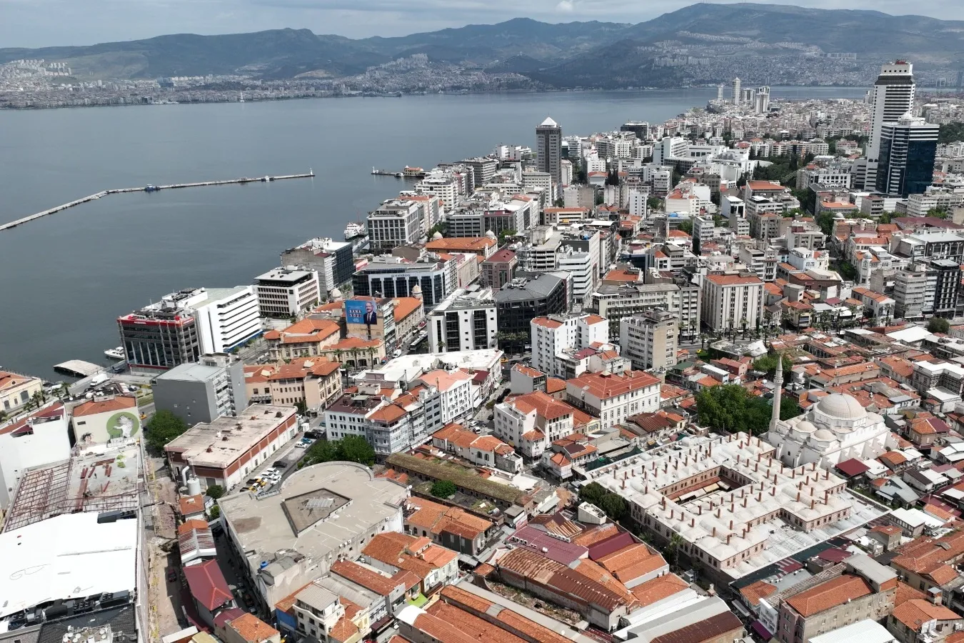 İzmir Tarihi Liman Kenti UNESCO’da kalıcı liste yolunda... Dosya 2026’da sunulacak, gözler 2028