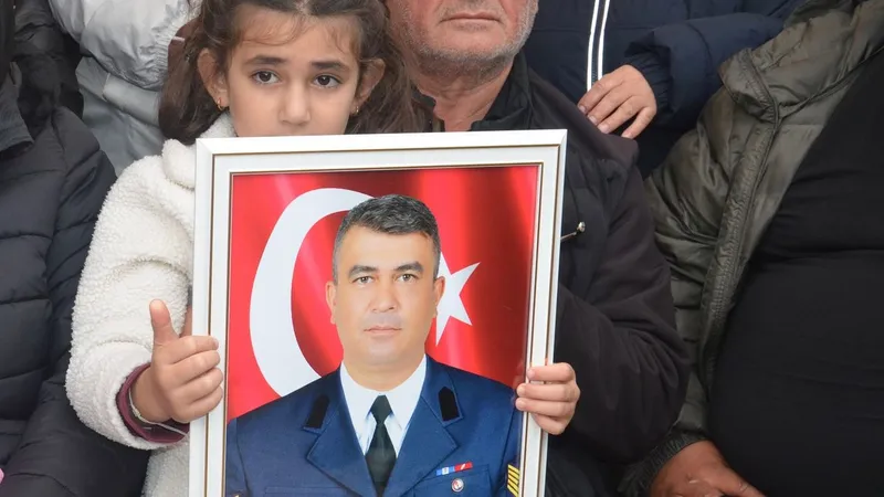 Şehit Hamdi Armağan Kaplan Amasya’da son yolculuğuna uğurlandı