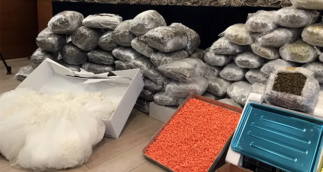 Kriptolu Ağla 25 Tonluk Uyuşturucu Ticareti: ‘Orkinos Bulut-2’de 138 Kişi Çökertildi