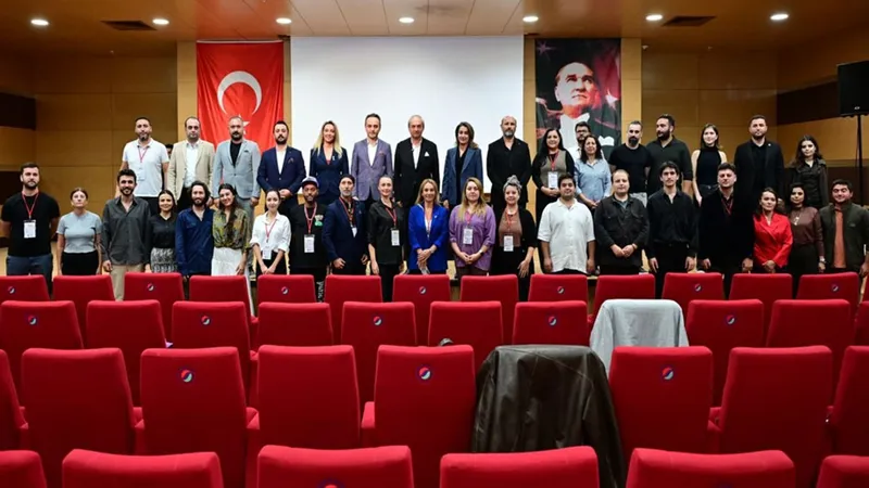 Başkan Kocagöz’den Kepez’in sanat emekçilerine müjde!