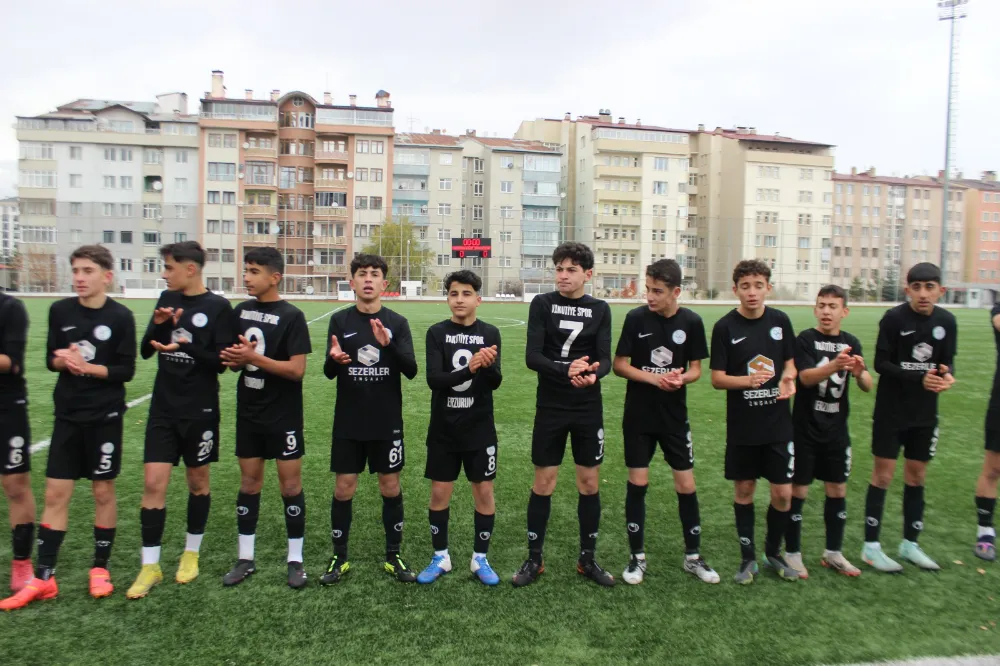 BİR KUPA, İKİ ŞAMPİYON GİBİ MÜCADELE…