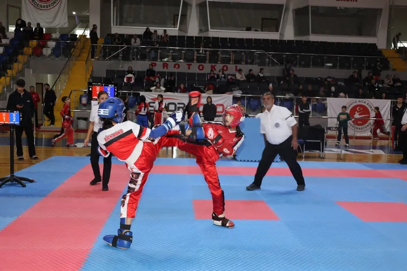 Kick Boks Şampiyonası Adıyaman’da Nefes Kesti 