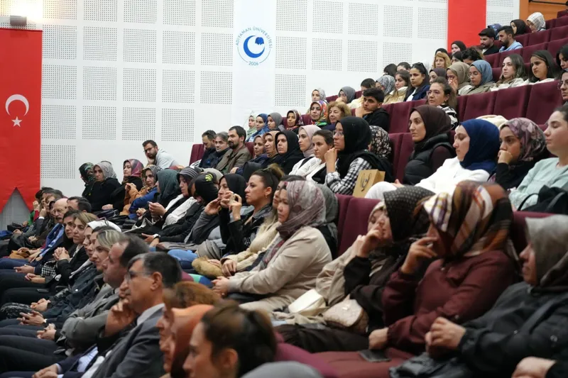 Adıyaman Üniversitesinde Anne Üniversitesi Başladı 