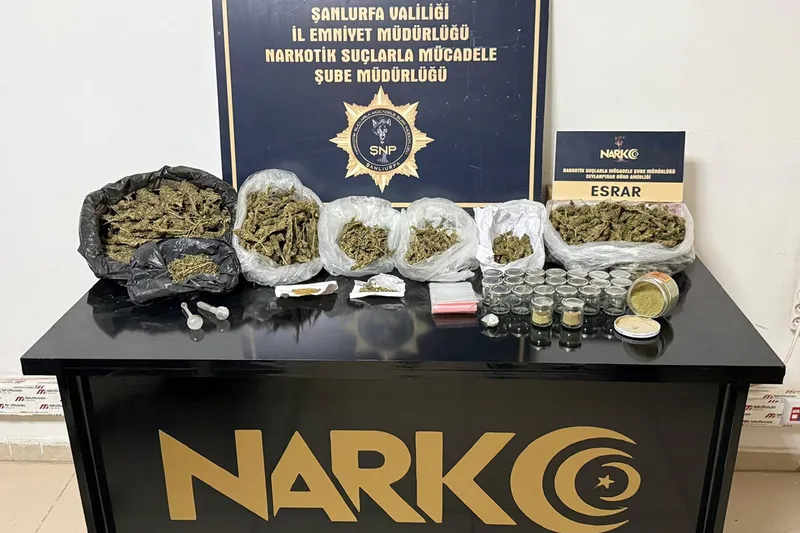 Şanlıurfa’da uyuşturucu operasyonu: Çok miktarda esrar ele geçirildi