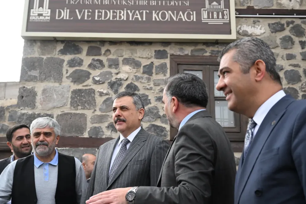 Erzurum “Edebiyat Sokağı”nda bir Vali vardı…