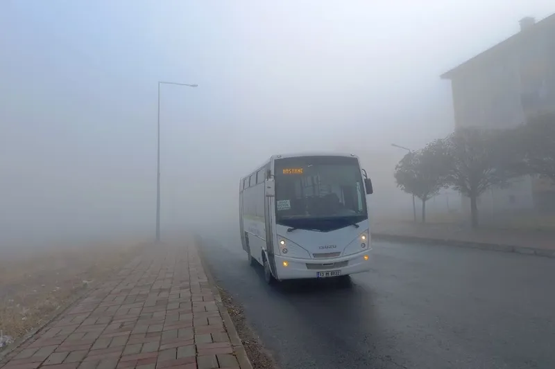 Bitlis’te yoğun sis etkili oluyor