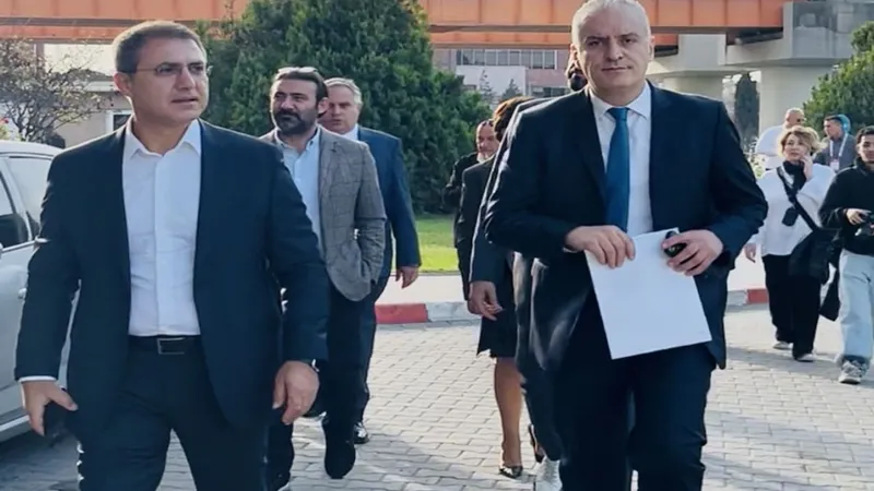 Türsab genel kurulu tarihi bir protestoya sahne oldu