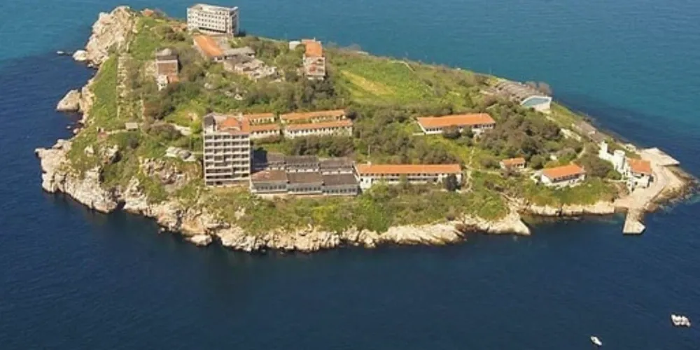  İmralı Teması Meclis Gündeminde: Komisyon Heyeti Çarşamba Günü Rapor Sunacak