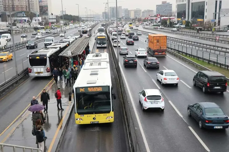 İstanbul trafiğine 