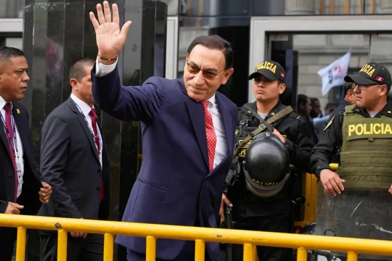 Eski Peru Devlet Başkanı Vizcarra