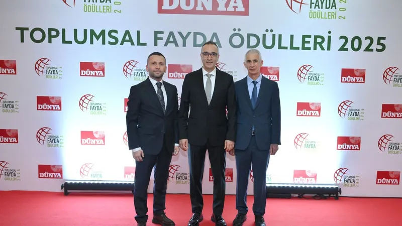 Çayeli Bakır’ın ‘Arıcılığı Geliştirme Projesi’ne, toplumsal fayda ödülü
