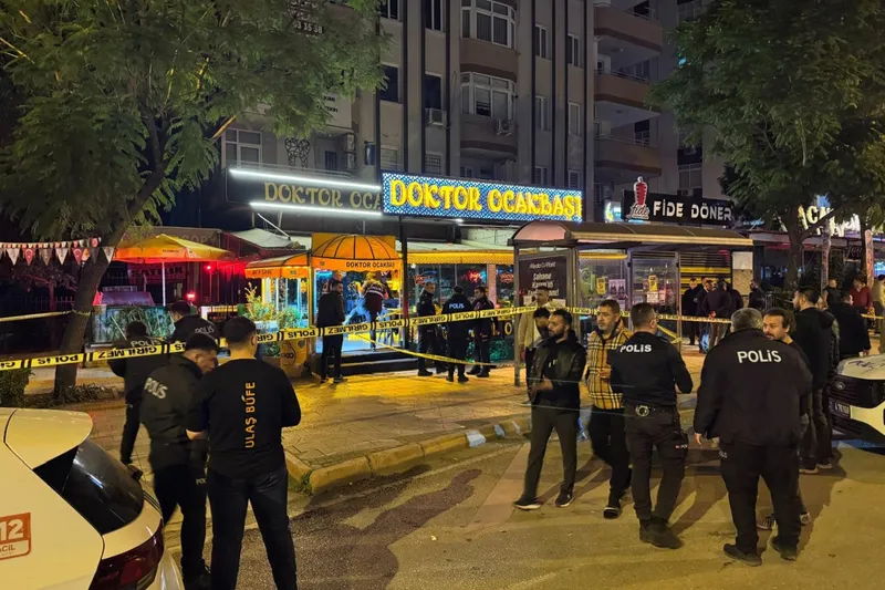 Adana’da restoranda silahlı kavga: 1 kişi ağır yaralandı