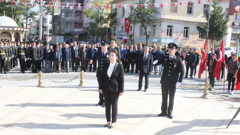 Zorlukları aşarak zirveye: Okuma aşkıyla yola çıktı, şimdi Senirkent kaymakamı