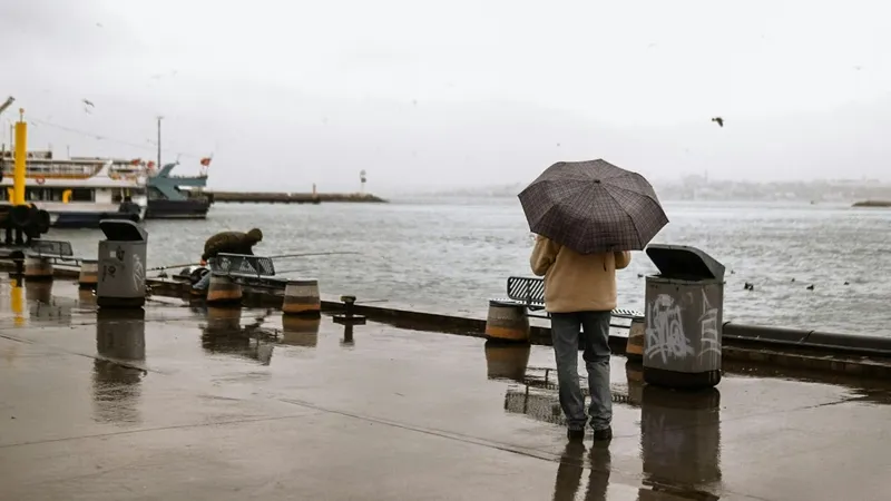 Marmara, Ege ve Akdeniz’de kuvvetli sağanak uyarısı
