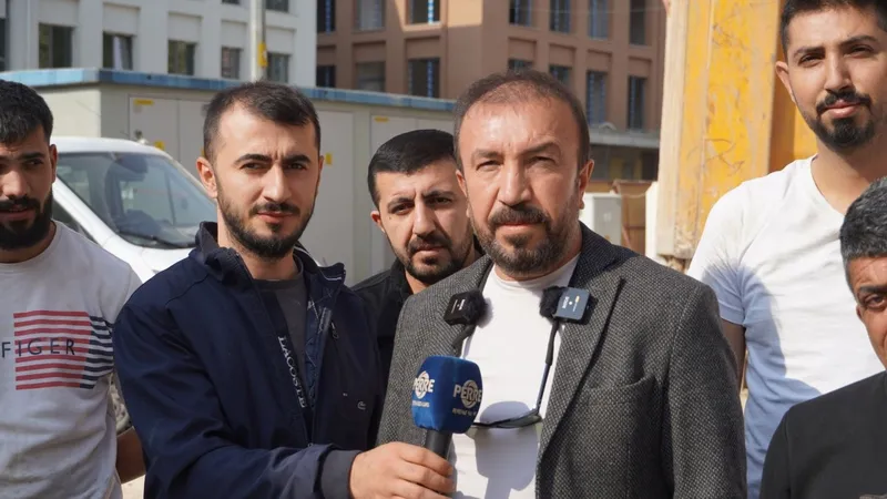 Esnaf, işyerlerini kapatan trafo yerleşimine tepki gösterdi: ‘Daha makul bir yere alınsın’  - Videolu Haber