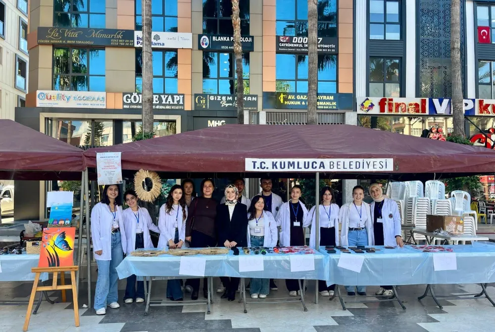 Kumluca’da Birlikte Üreten Eller, Birlikte Büyüyen Yürekler Cumhuriyet Meydanında Buluştu