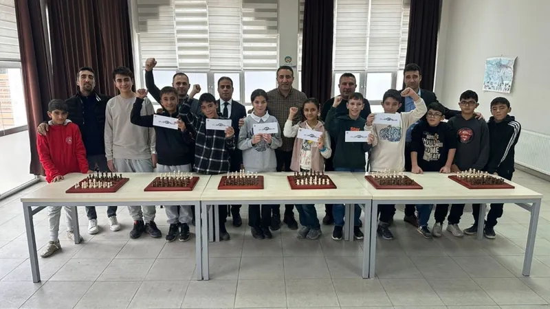 Malatya’da Semt Konakları öğrencileri satranç turnuvasında buluştu 