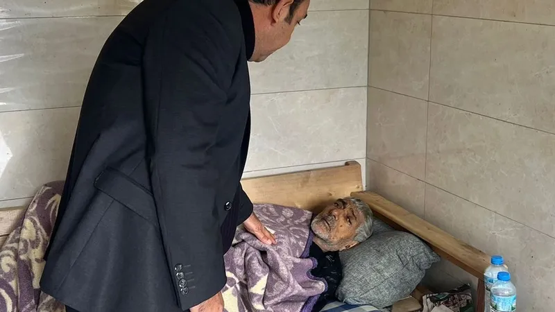 BBP Ortaca’dan 80 yaşındaki Musa Amca’ya şefkat desteği