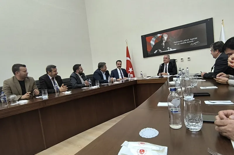 Mersin adliyesinde yapısal düzenlemeler ve hizmet iyileştirmeleri hız kazandı