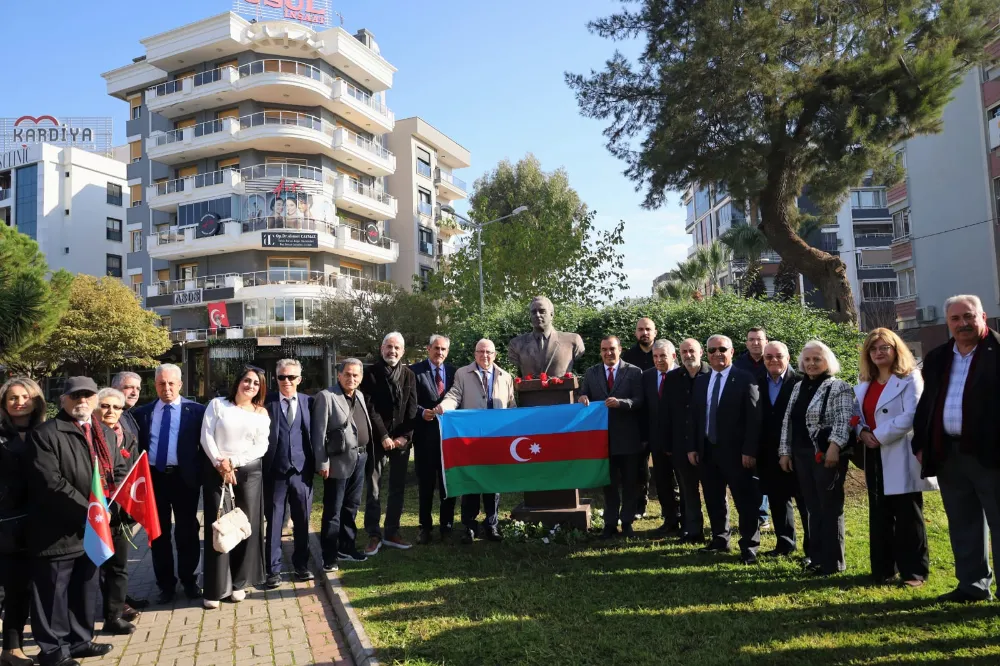 İzmir’de Haydar Aliyev Anısına İki Günlük Anma Programı