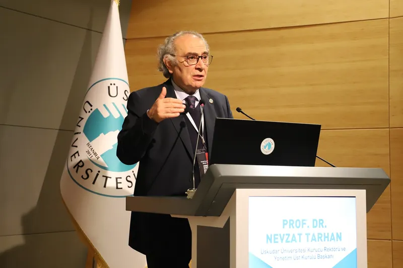 Prof. Dr. Nevzat Tarhan: Şu anda kültür aktarımını artık aile yapmıyor; yeni medya yapıyor!