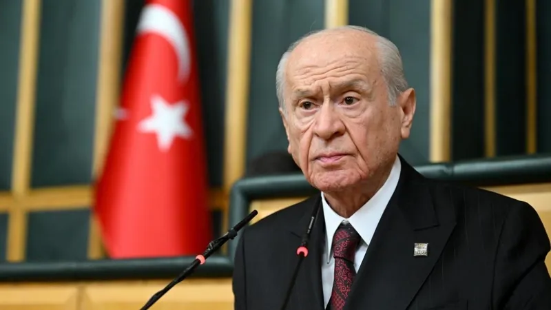 Bahçeli: “Kim terörsüz Türkiye’den rahatsızsa bir kumpas içindedir”