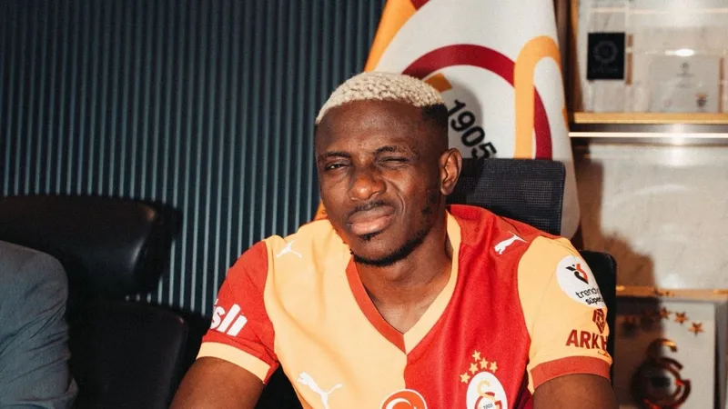 FIFA tarihi açıkladı: Osimhen 13 Aralık’tan sonra Milli Takım kampına gidiyor 