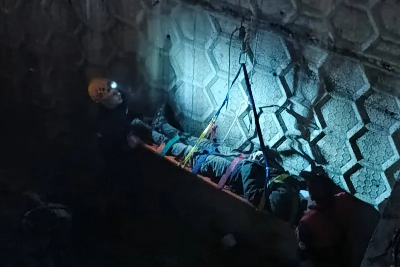 Ağrı’da darp edilen kişi köprüden atıldı