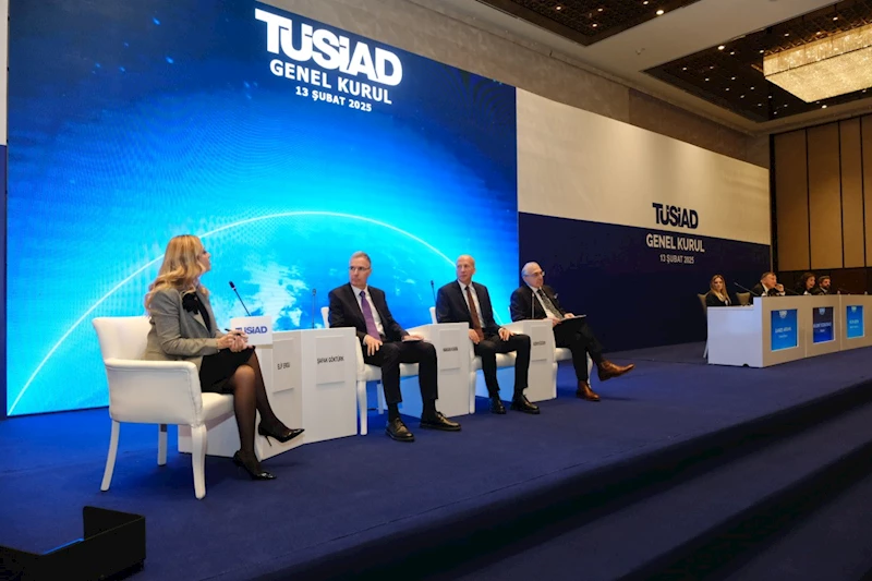 TÜSİAD Genel Kurulu’ndaki eleştiriler gündem yarattı: Özgür Özel’den destek geldi 