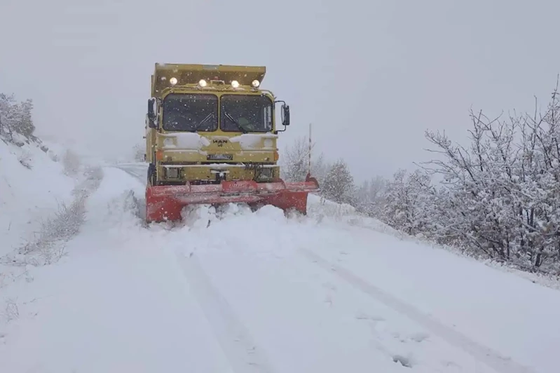 Malatya-Kayseri kara yolu kar nedeniyle kapandı