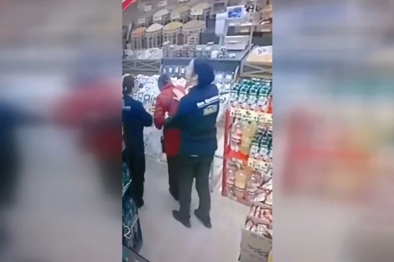 Boğazına kaçan kuru yemişten Heimlich manevrası ile kurtarıldı