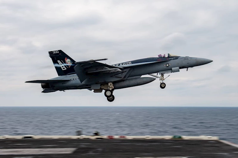 ABD uçakları Somali