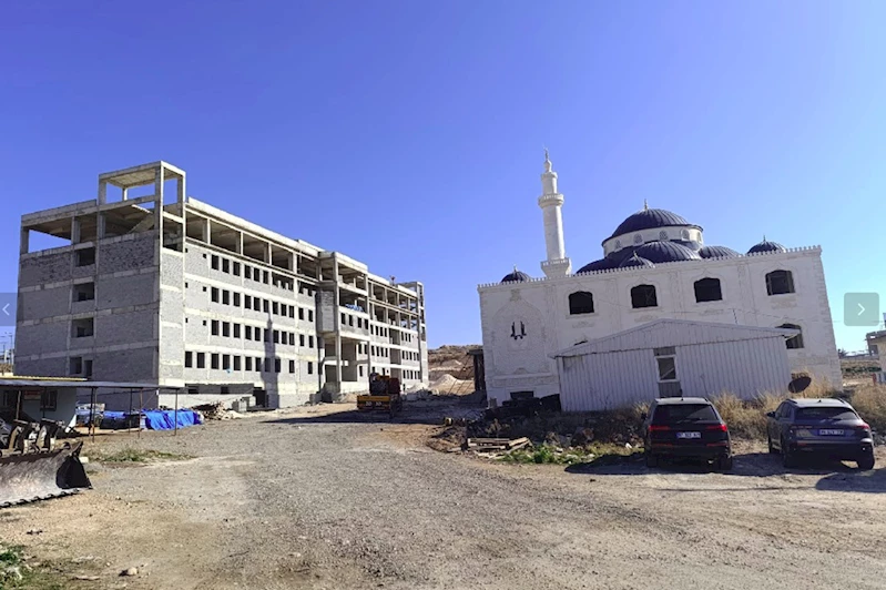 Tevhid ve Sabır Külliyesi’nde inşaat çalışmaları devam ediyor