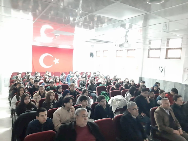 Gölbaşı’nda ‘Yazar Okumaları Etkinliği’ düzenlendi 