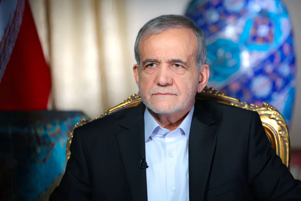 Pezeşkiyan: İran’ın savunma gücü, topraklarımıza saldırıyı önlemek içindir