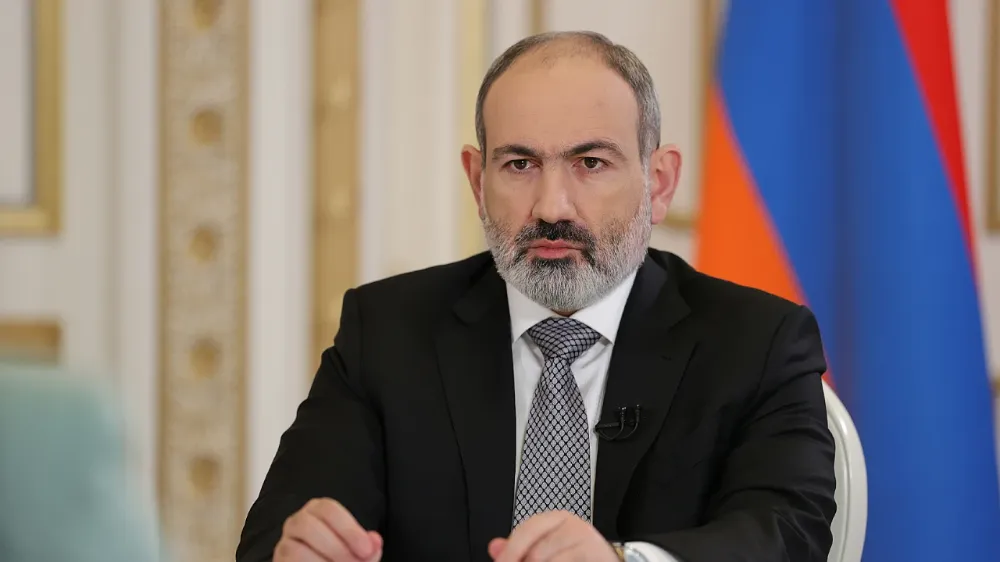 Ermenistan Başbakanı Paşinyan gerçeğe geldi