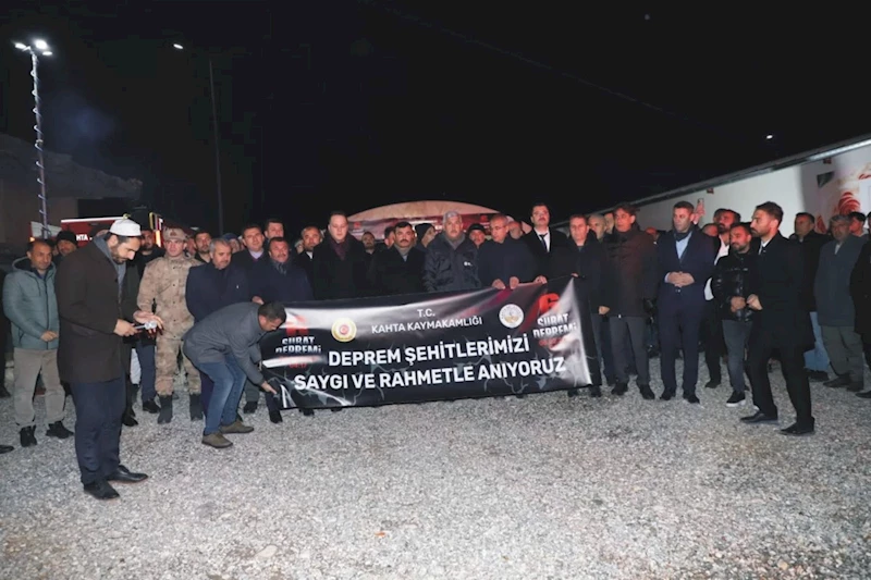 Kahta’da depremde hayatını kaybedenler unutulmadı 