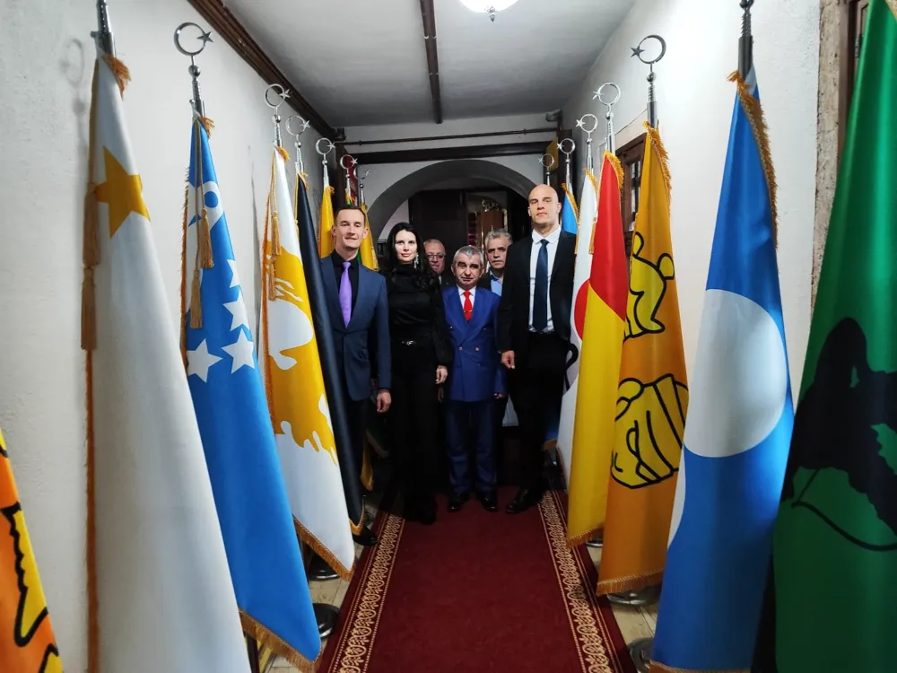 BULTÜRK DE GELENEK BOZULMADI: İFTAR SOFRASINDA BÜYÜK BULUŞMA