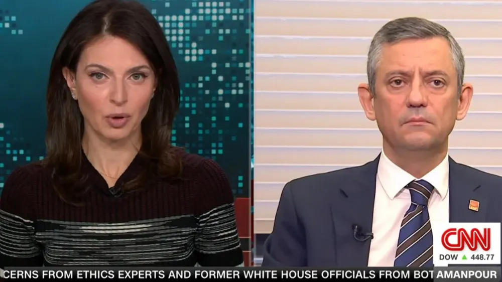 Sözünü çabuk unuttu...CNN International