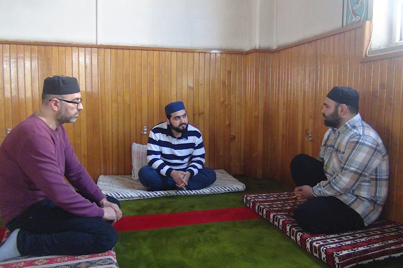 Peygamber Efendimizin itikaf sünneti ifa ediliyor